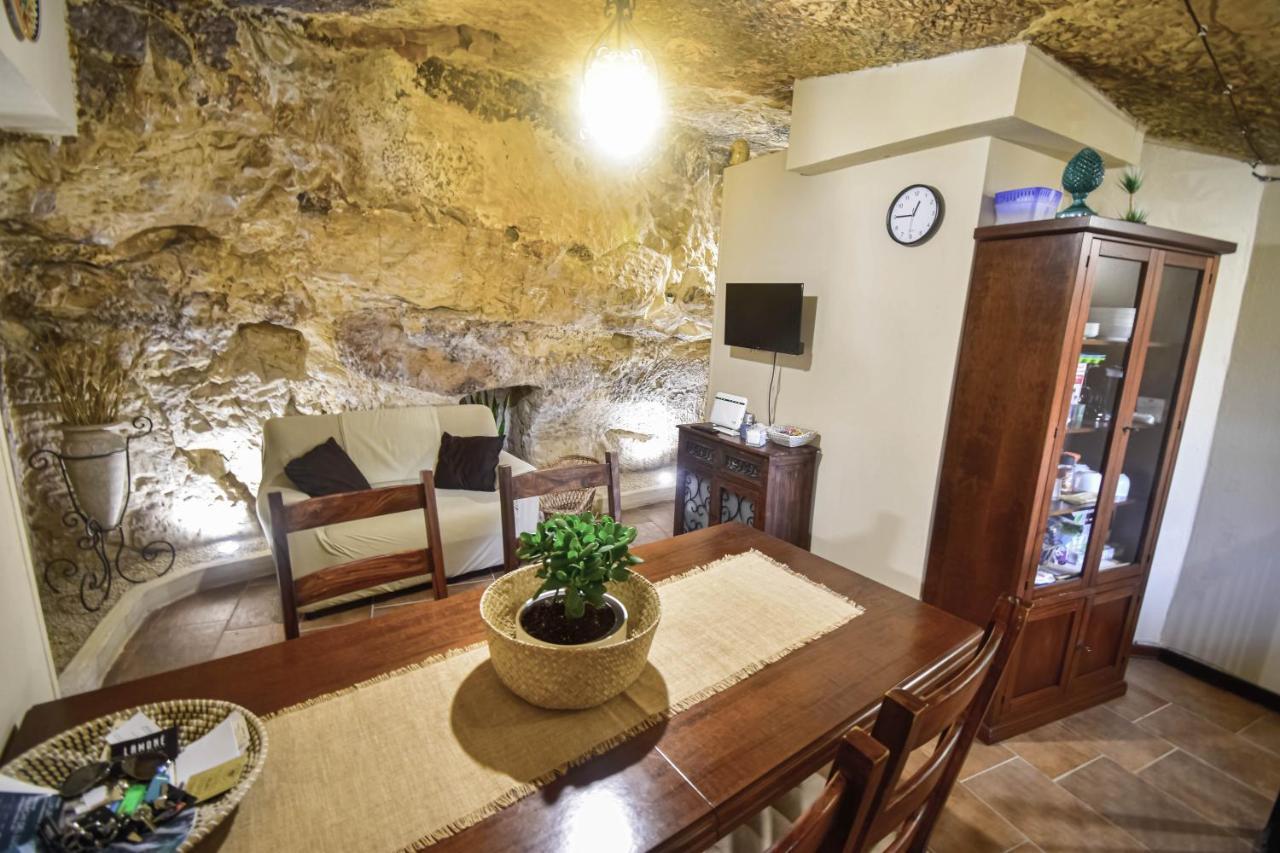 Domum In Petra Casa Nella Roccia Self Check - In Villa Modica Eksteriør bilde